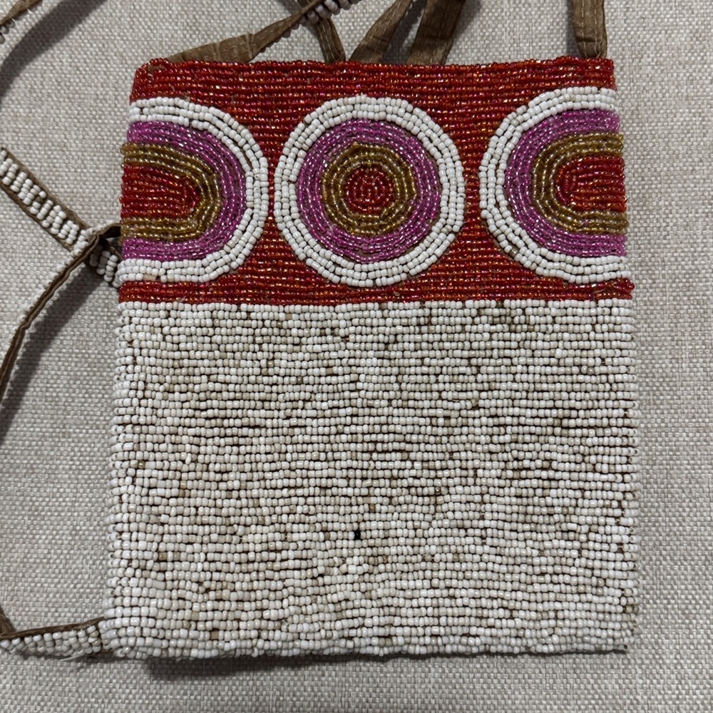 Beaded Mini Crossbody Bag-Seed Beads-Red/Pink/White-ZipTop-GUC - Picture 3 of 17